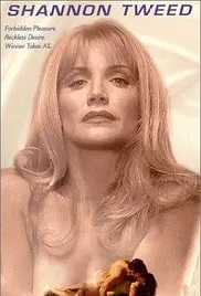 《新加坡司令》影评：迷离夜色下的父子情仇，一场欲望与救赎的悲歌